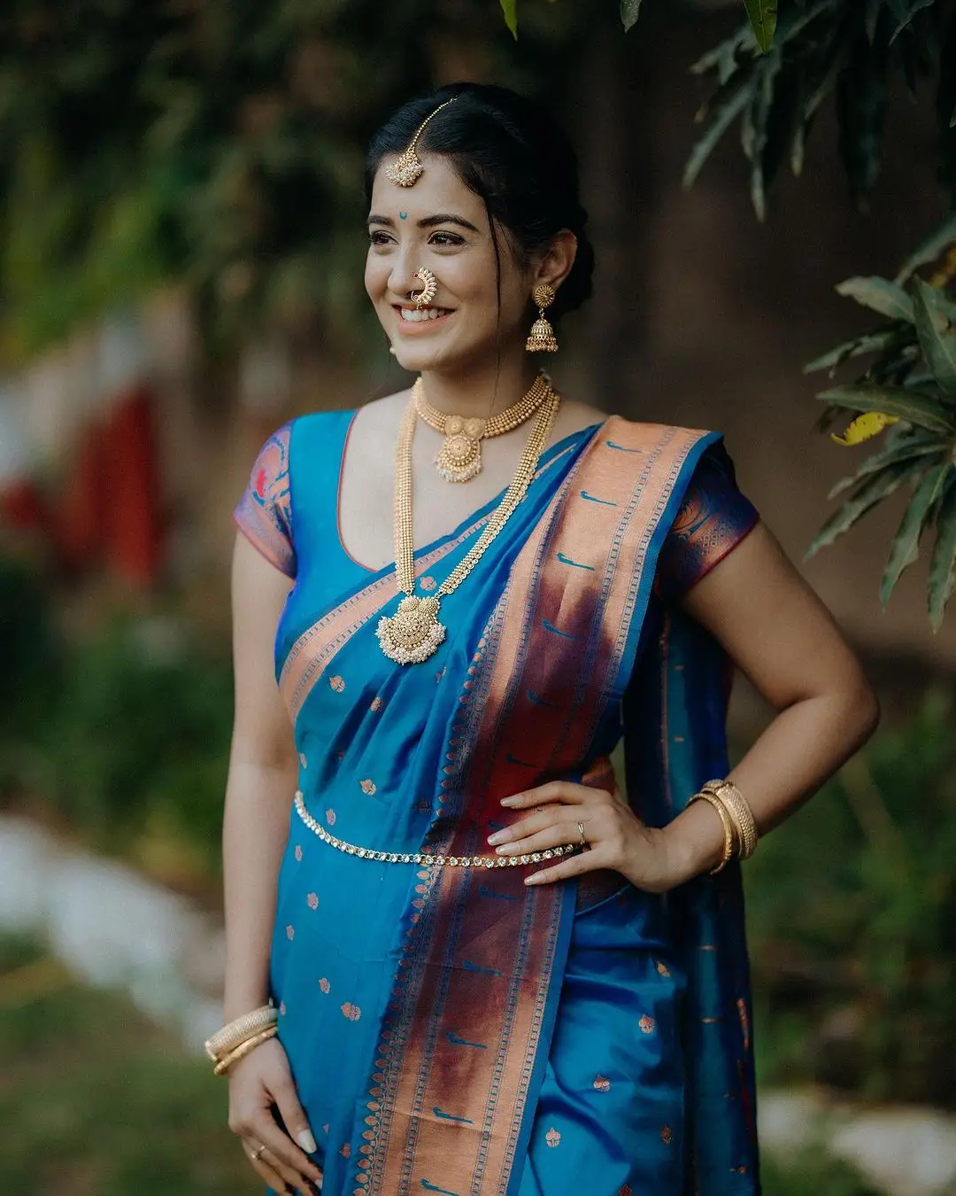 Tollywood Actress Rashi Singh Images in Blue Saree